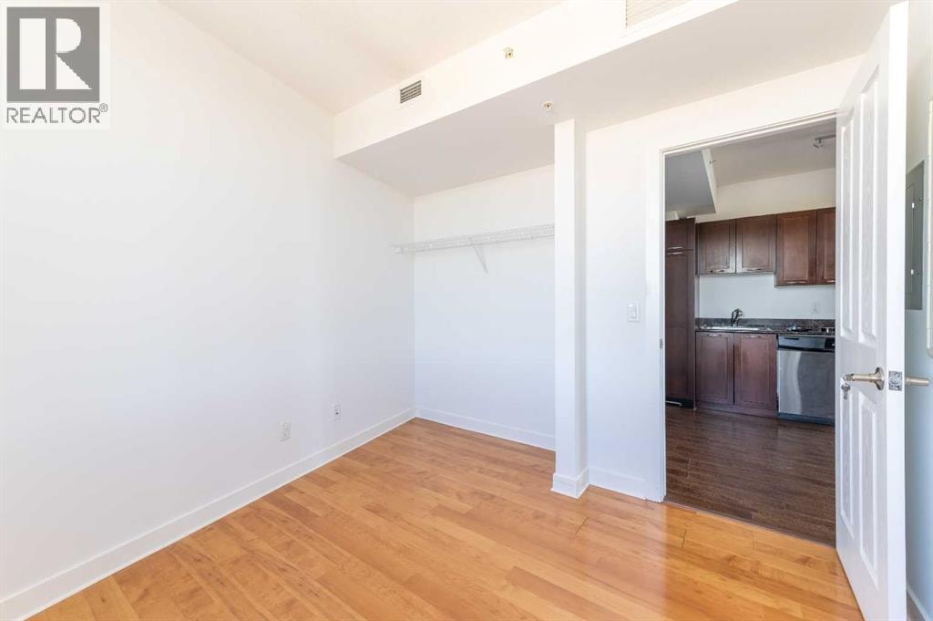 1307, 3830 Brentwood Road NW — photo 16