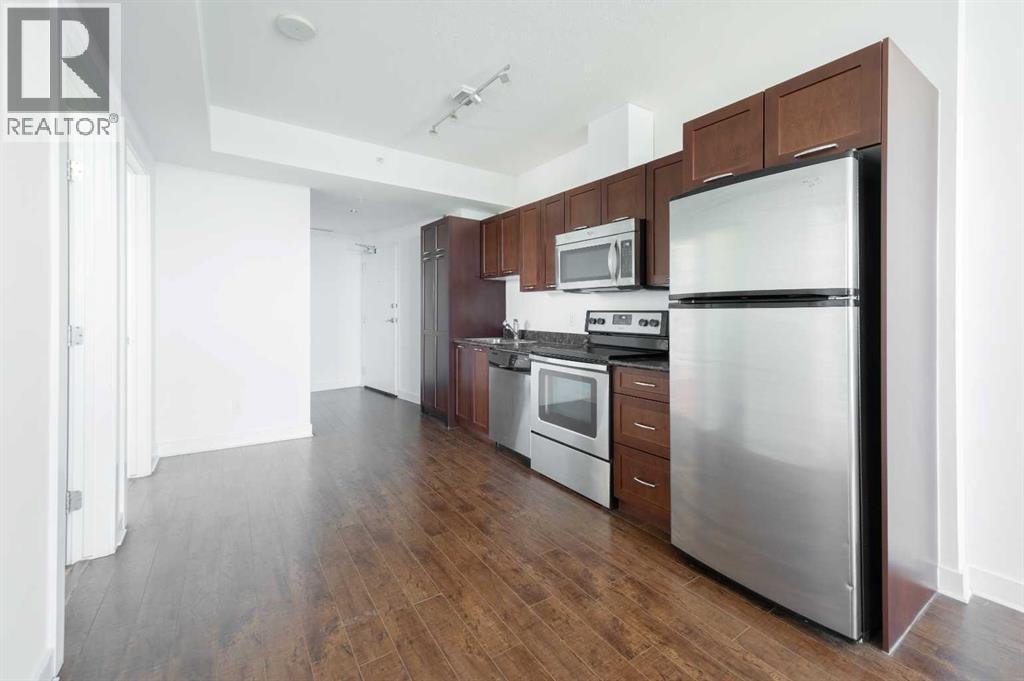 1307, 3830 Brentwood Road NW — photo 8