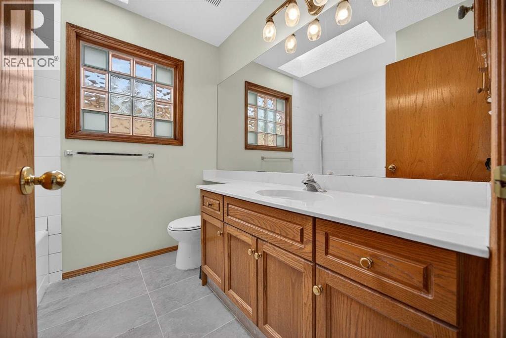 90 Hawkmount Green NW — photo 30