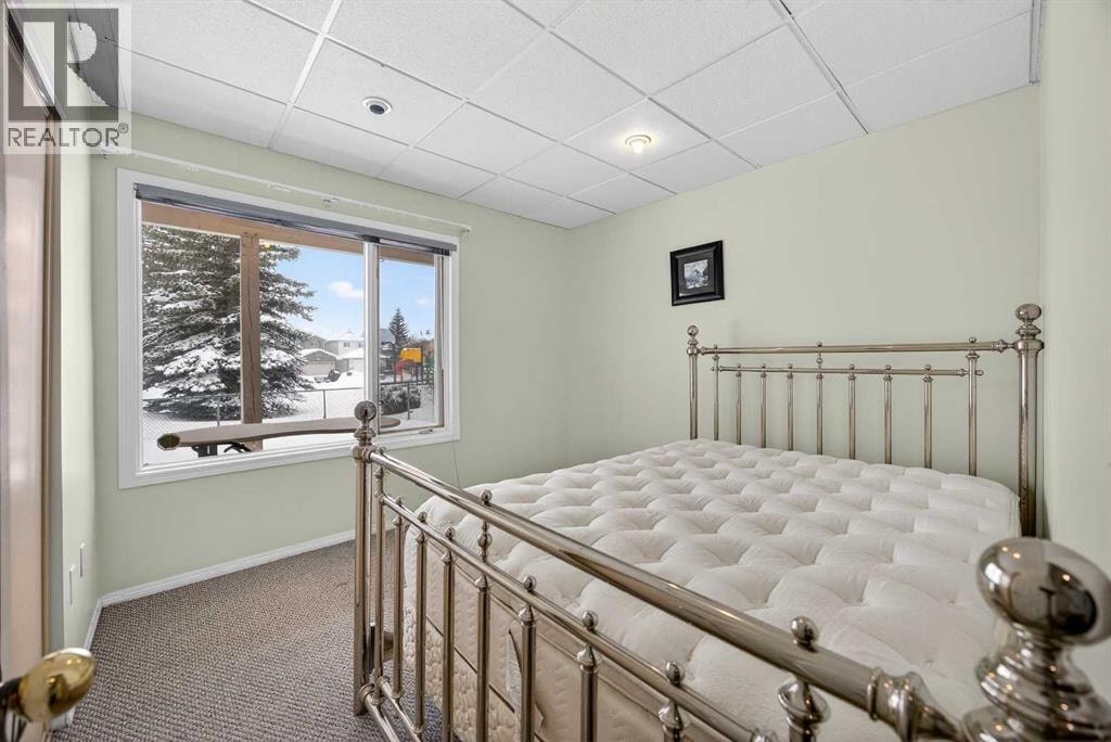 90 Hawkmount Green NW — photo 35