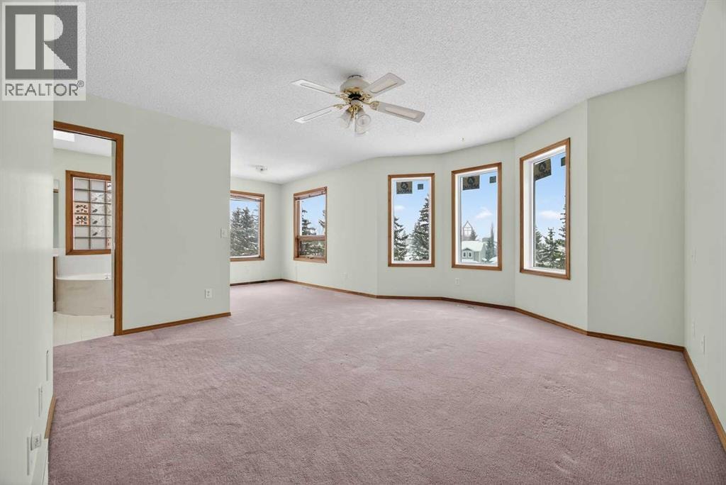 90 Hawkmount Green NW — photo 21
