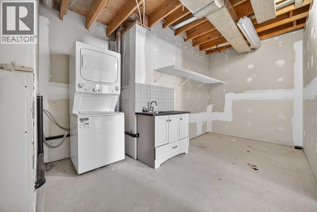 90 Hawkmount Green NW — photo 38