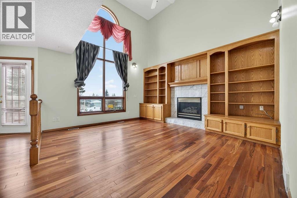 90 Hawkmount Green NW — photo 14