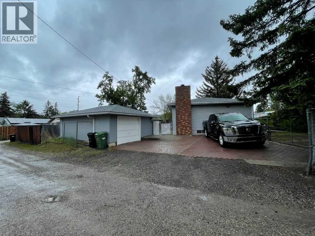 4803 Montana Crescent NW — photo 34