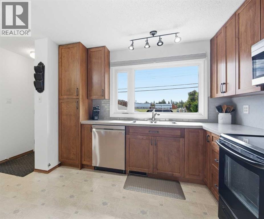 10011 Maplecreek Drive SE — photo 7