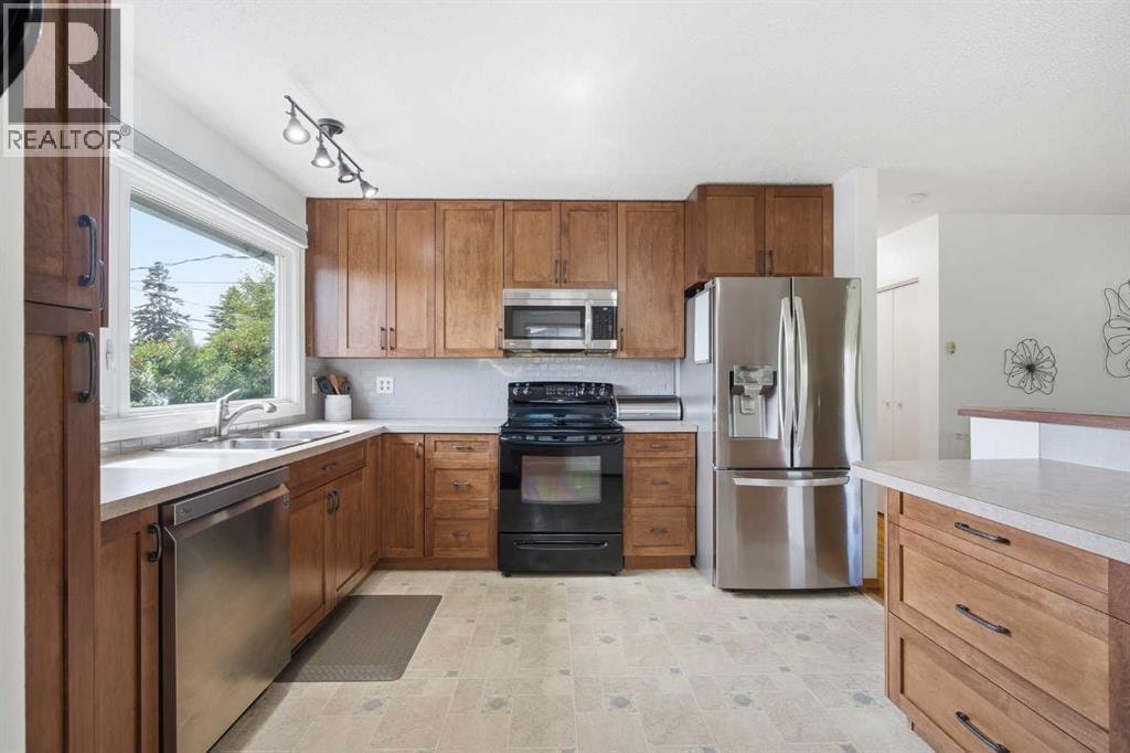 10011 Maplecreek Drive SE — photo 6