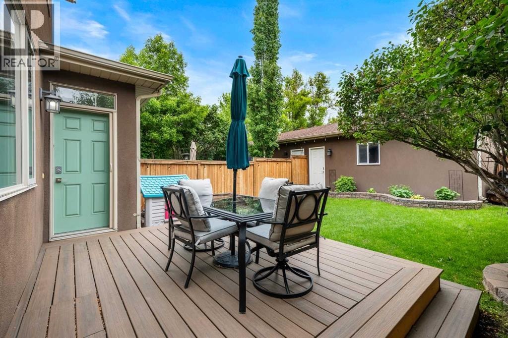 529 30 Avenue NW — photo 35
