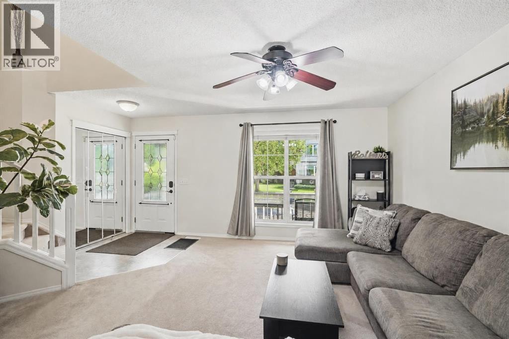 60 Prestwick Heights SE — photo 3