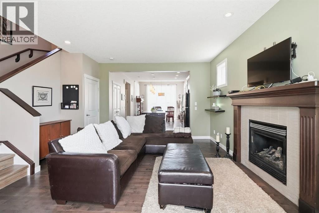 42 Sage Hill Green NW — photo 6
