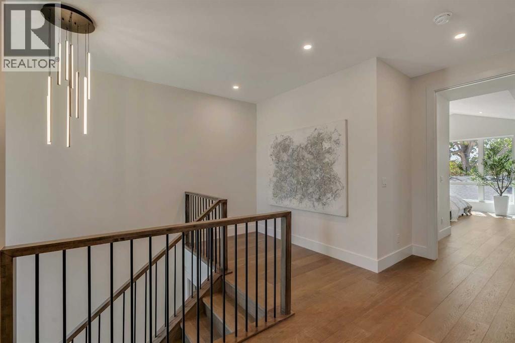 3919 23 Avenue SW — photo 20