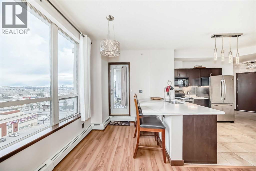 915, 1053 10 Street SW — photo 17