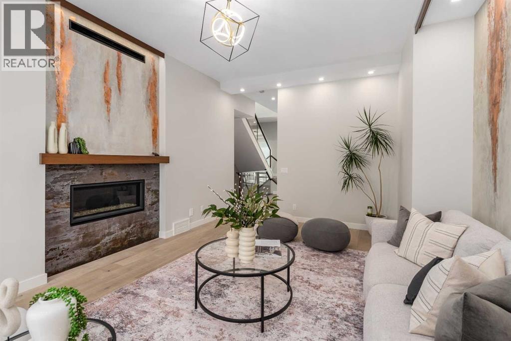 3218 14 Avenue SW — photo 13