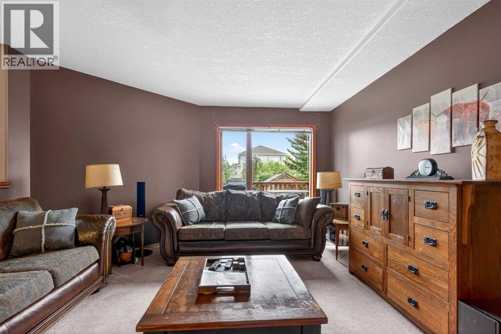 148 Sierra Madre Crescent SW — photo 12