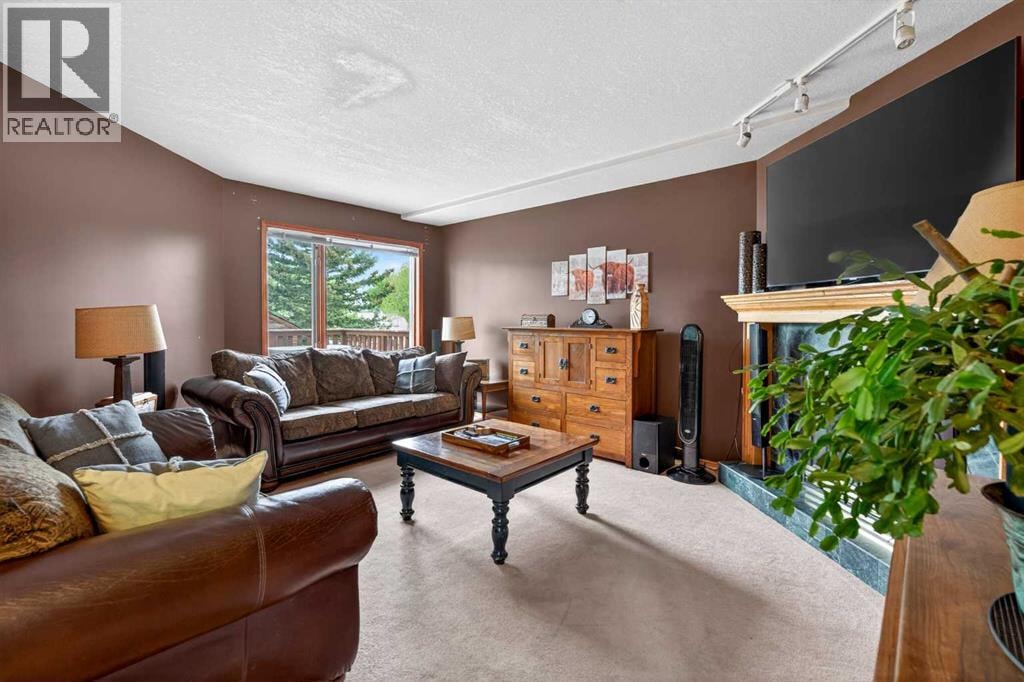 148 Sierra Madre Crescent SW — photo 11