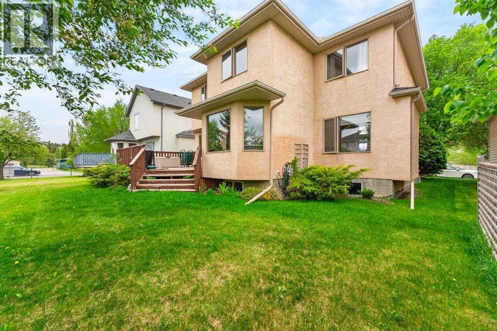 148 Sierra Madre Crescent SW — photo 39