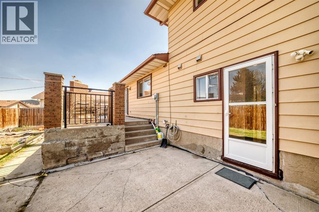 28 Rundlelawn Place NE — photo 42