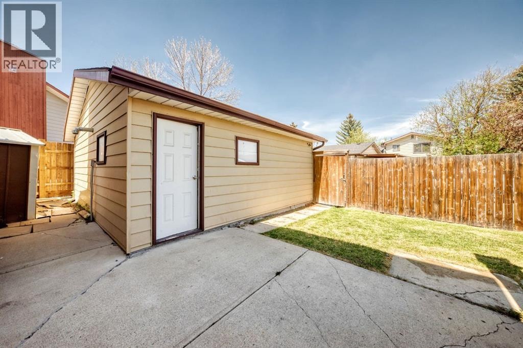 28 Rundlelawn Place NE — photo 44