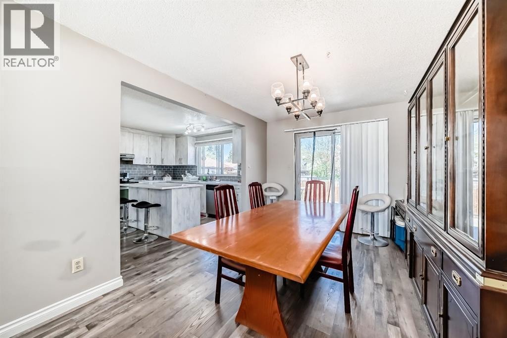 28 Rundlelawn Place NE — photo 8