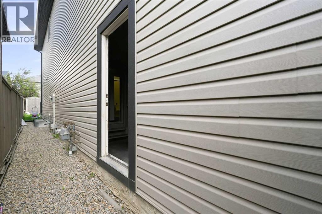 509 New Brighton Drive SE — photo 38