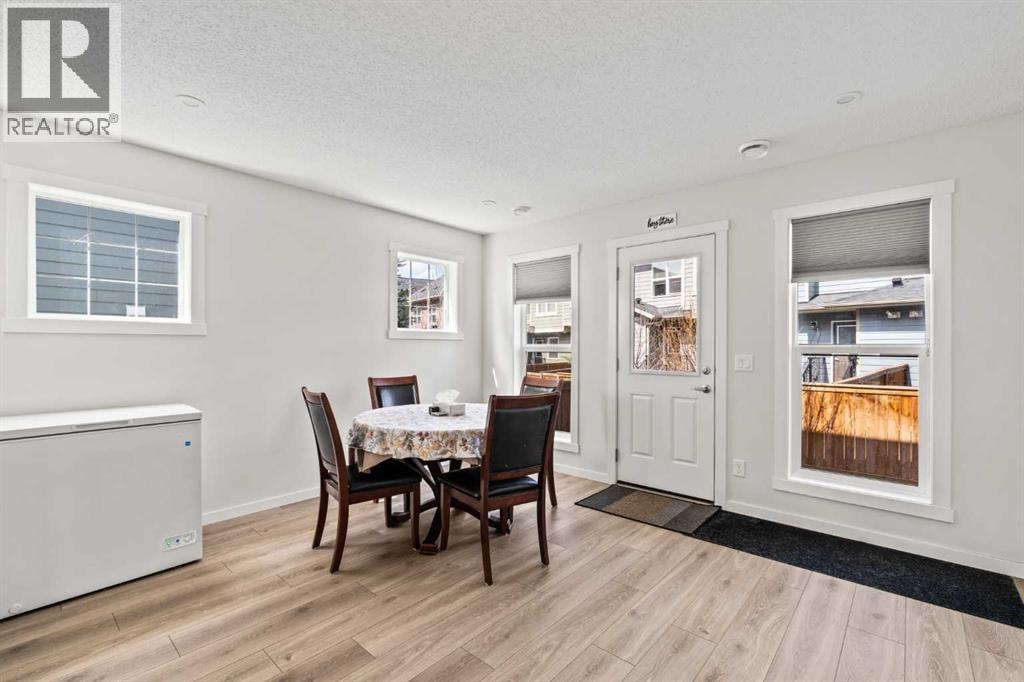 463 Cranbrook Square SE — photo 10