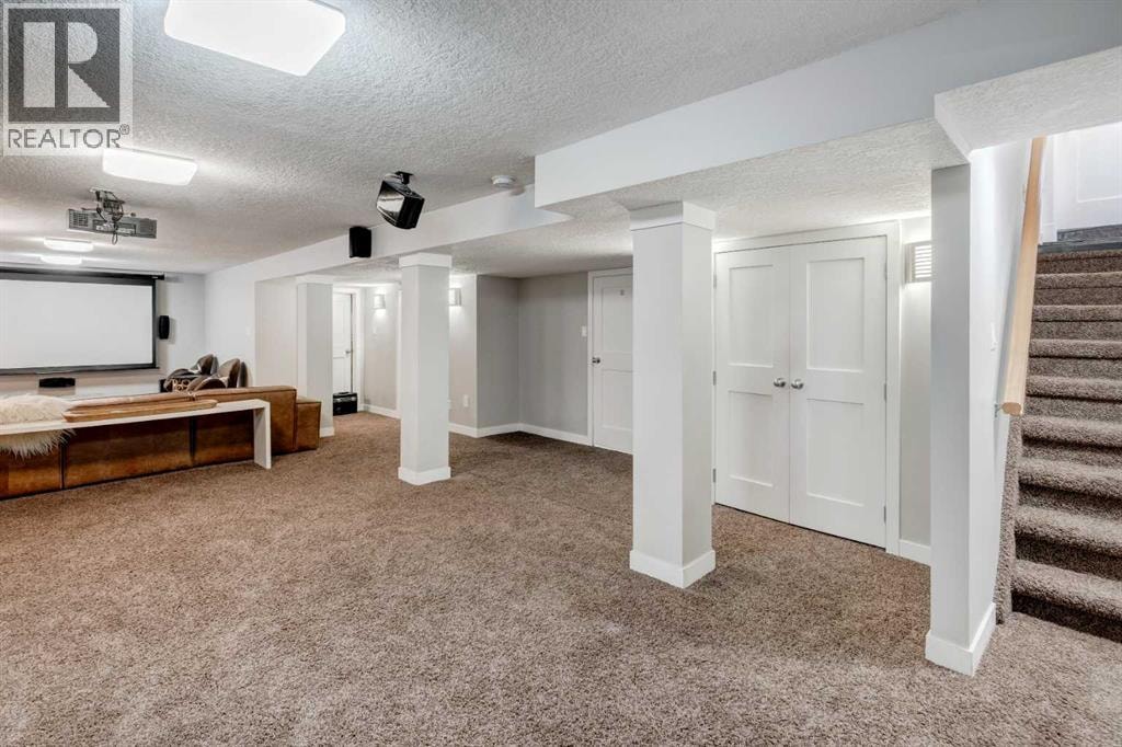 38 Lissington Drive SW — photo 30