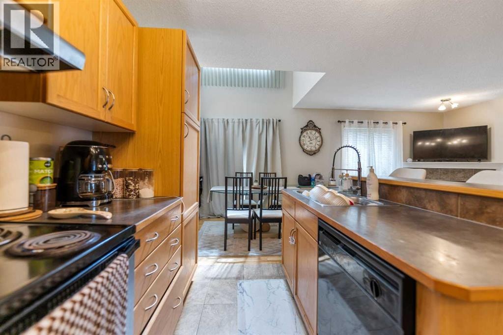 2323 Eversyde Avenue SW — photo 8