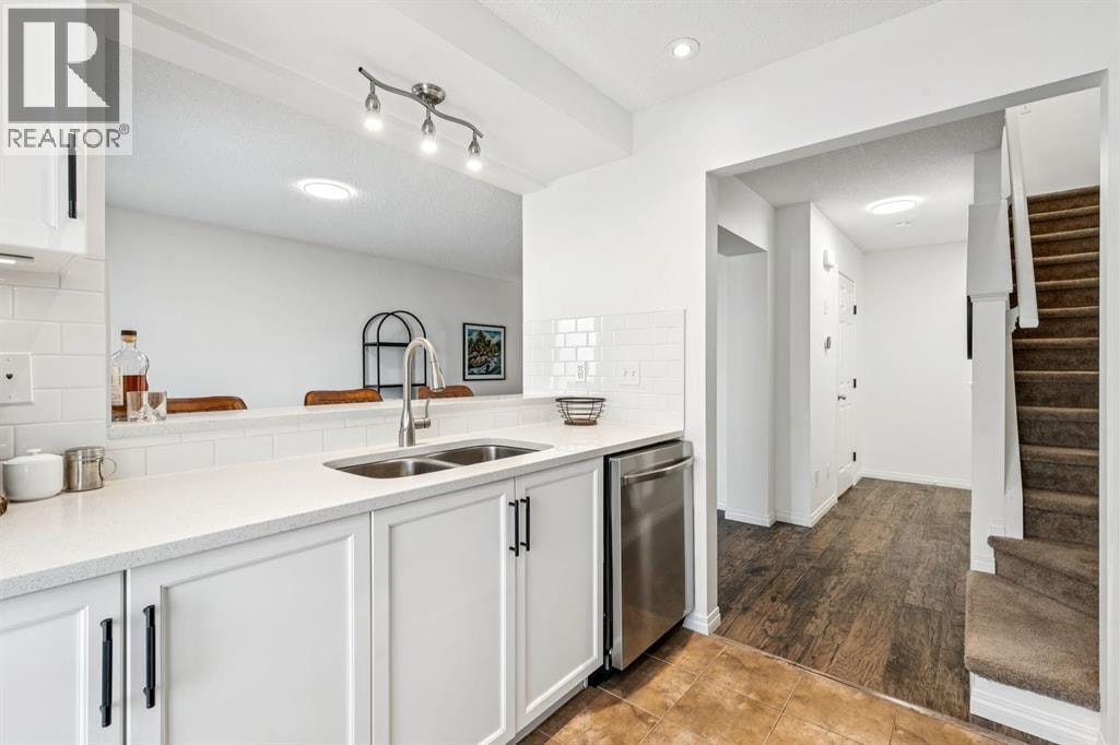 321 Windstone Gardens SW — photo 10