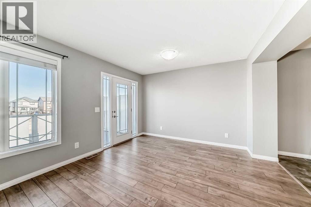 147 Windford Crescent SW — photo 10
