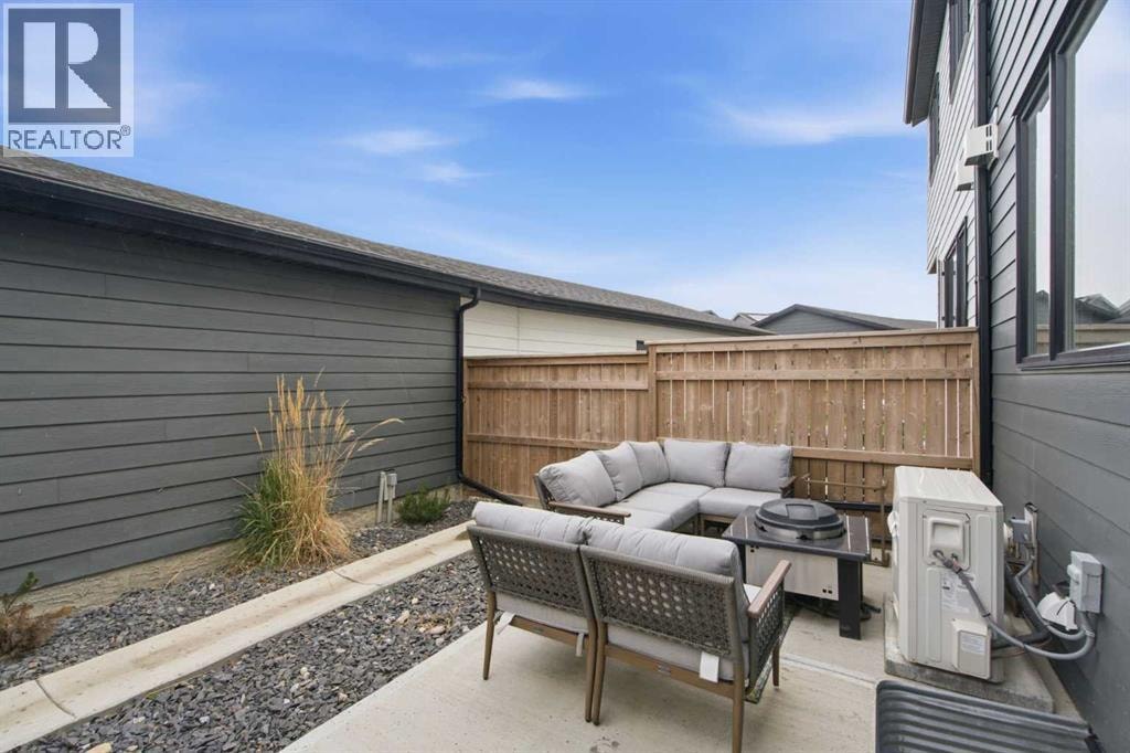 1062 Harmony Parade — photo 42
