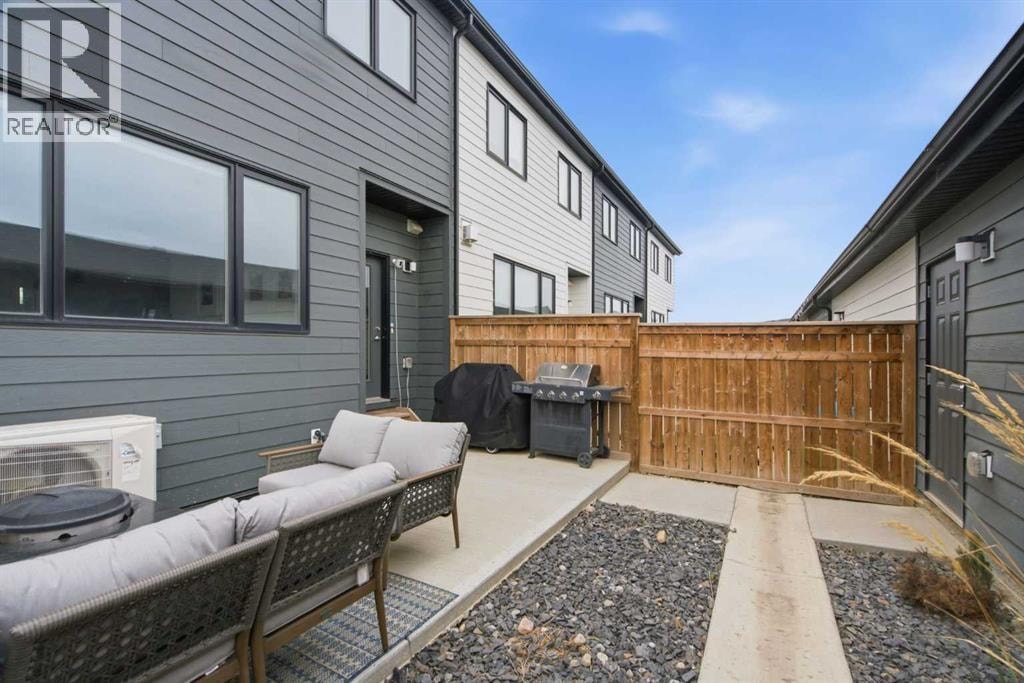 1062 Harmony Parade — photo 41