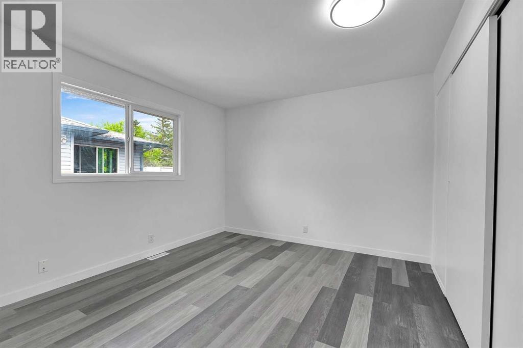 3820 14 Avenue SE — photo 16