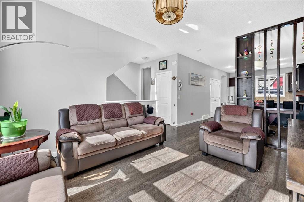 27 Red Embers Lane NE — photo 5