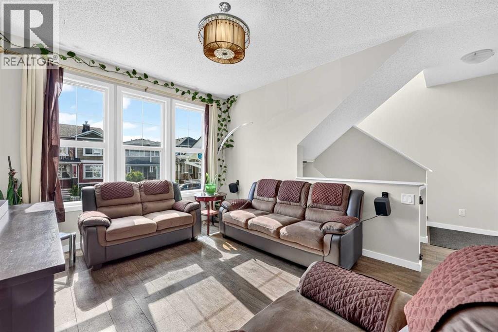 27 Red Embers Lane NE — photo 3