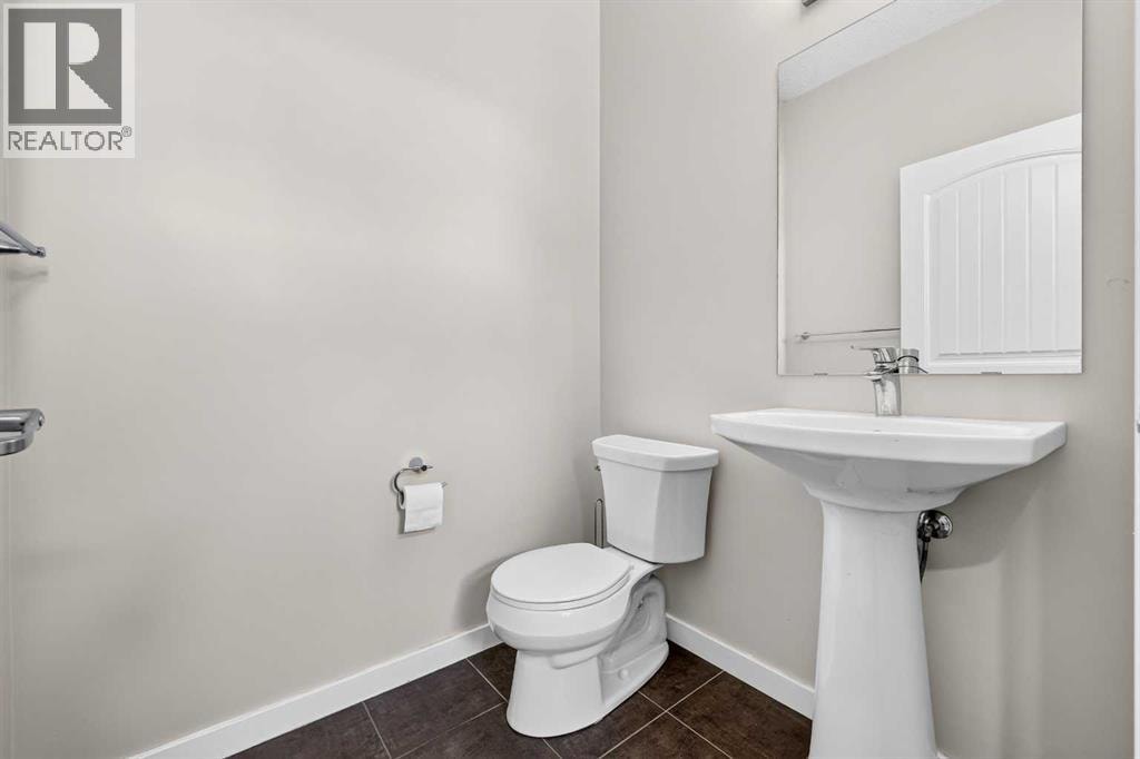 27 Red Embers Lane NE — photo 15