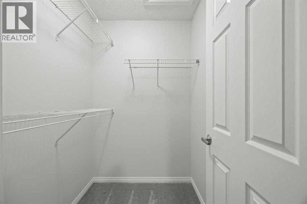 11 Windford Crescent SW — photo 23
