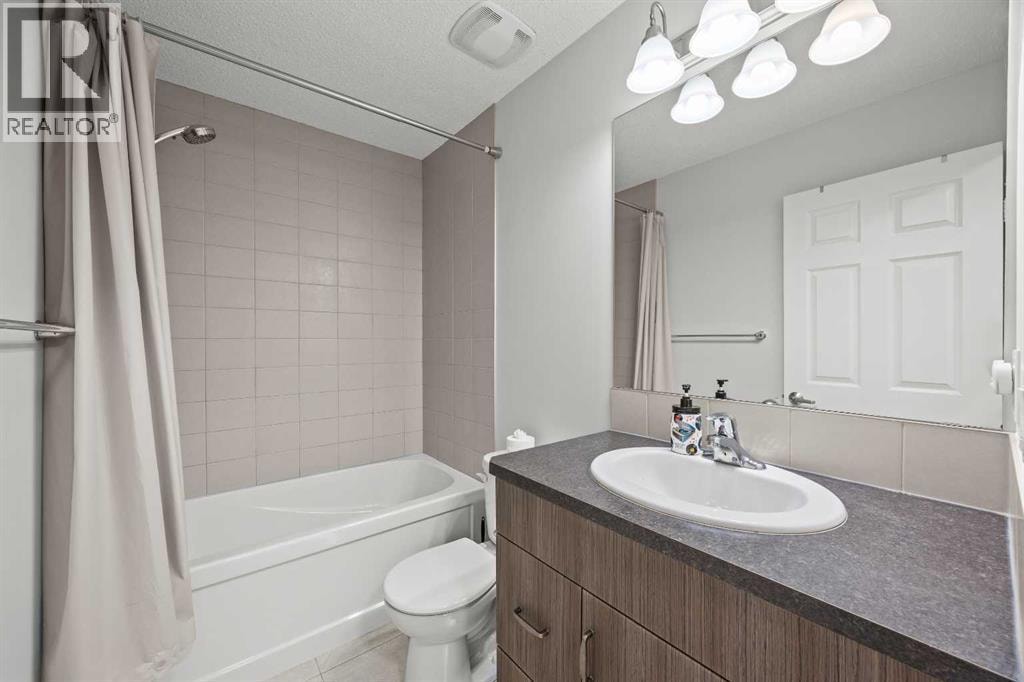 11 Windford Crescent SW — photo 26