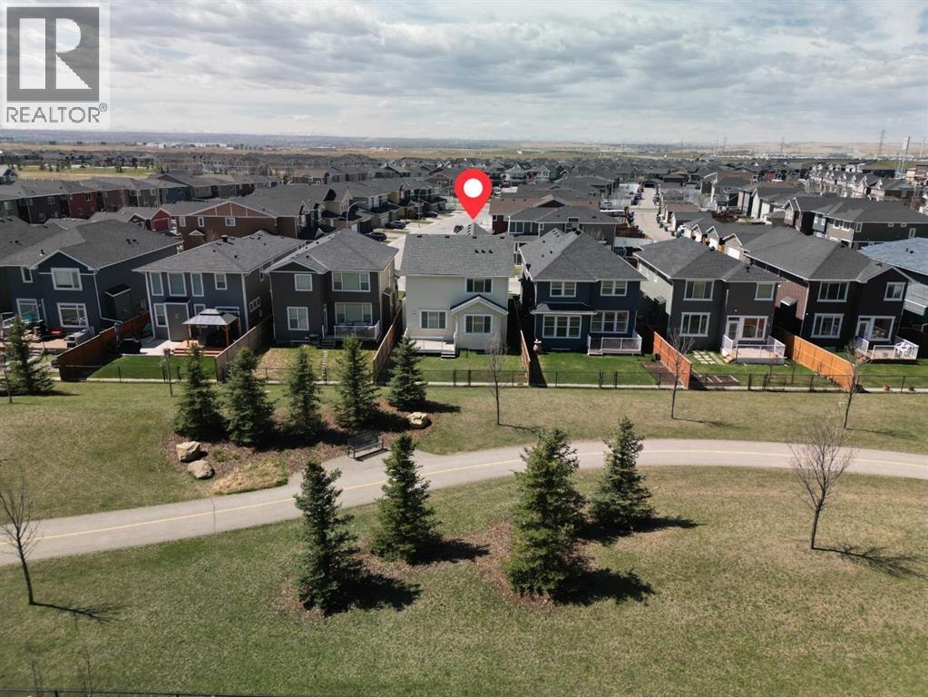 30 Redstone Parade NE — photo 6