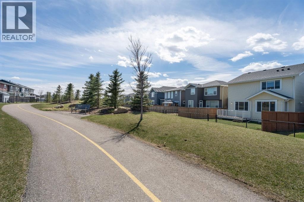30 Redstone Parade NE — photo 44