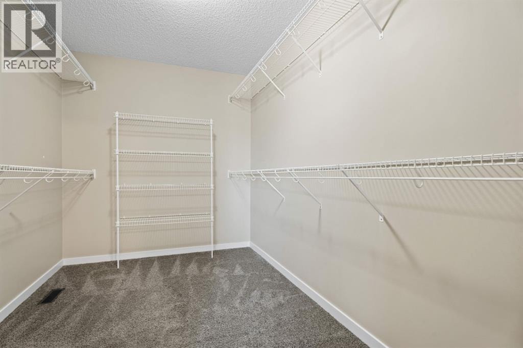 30 Redstone Parade NE — photo 31