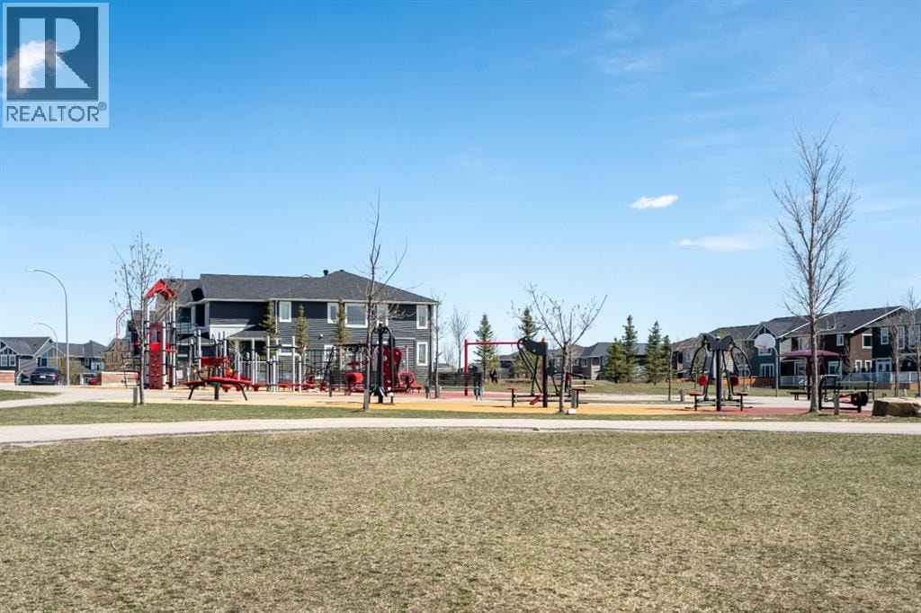 30 Redstone Parade NE — photo 46