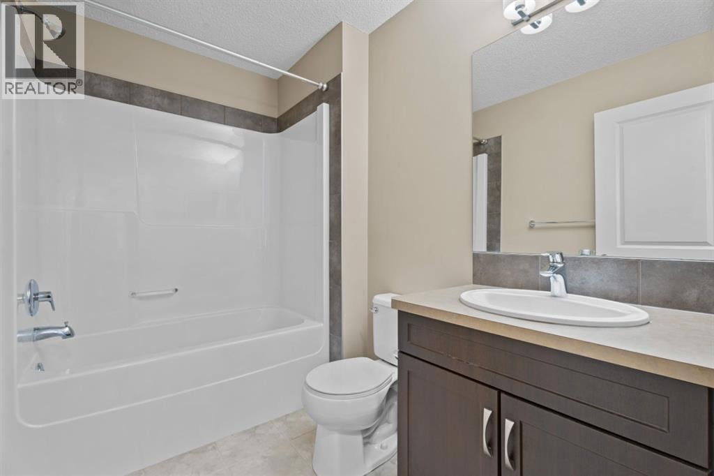 30 Redstone Parade NE — photo 38