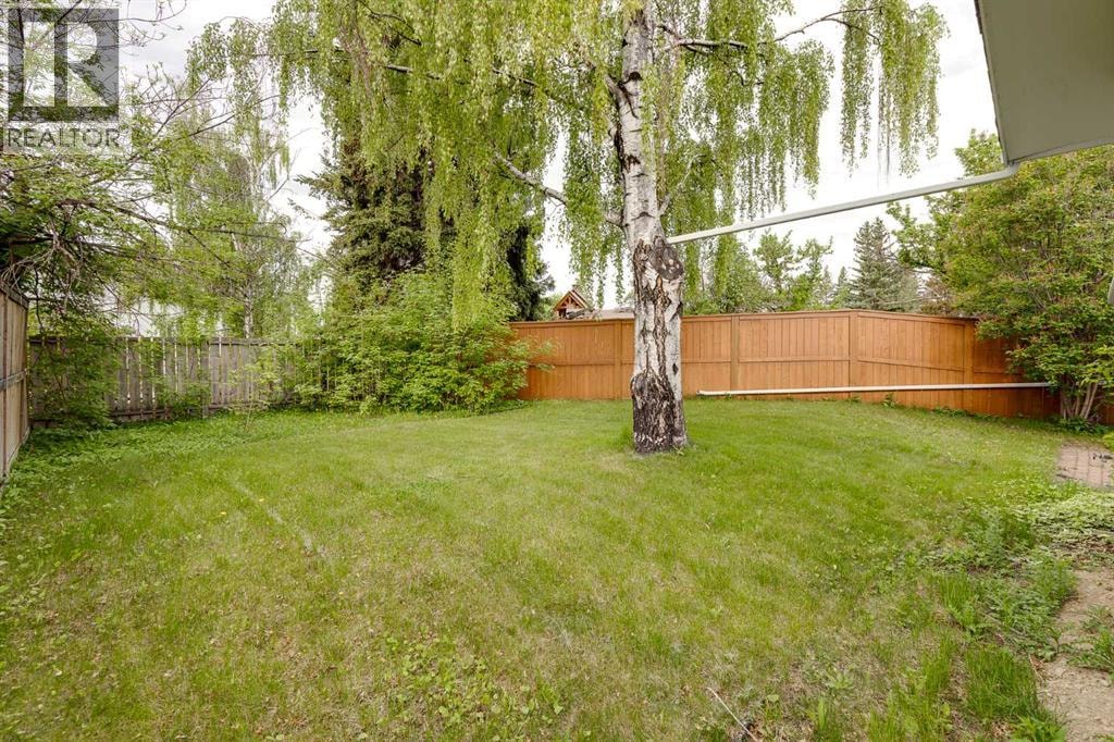 3394 Breton Close NW — photo 31