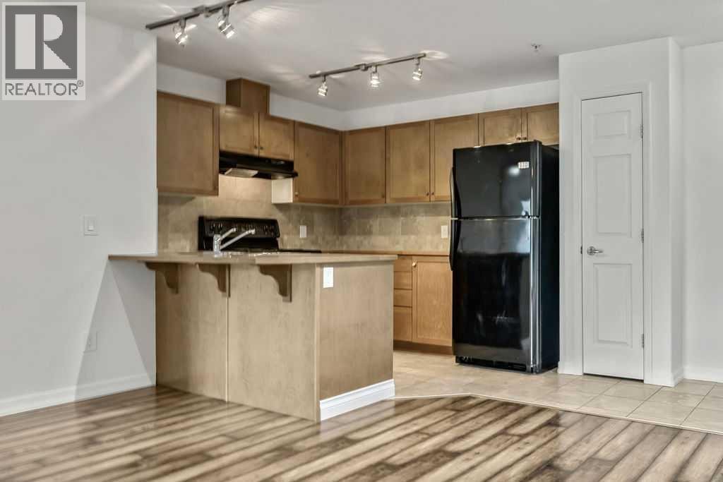 3315, 92 Crystal Shores Road — photo 14