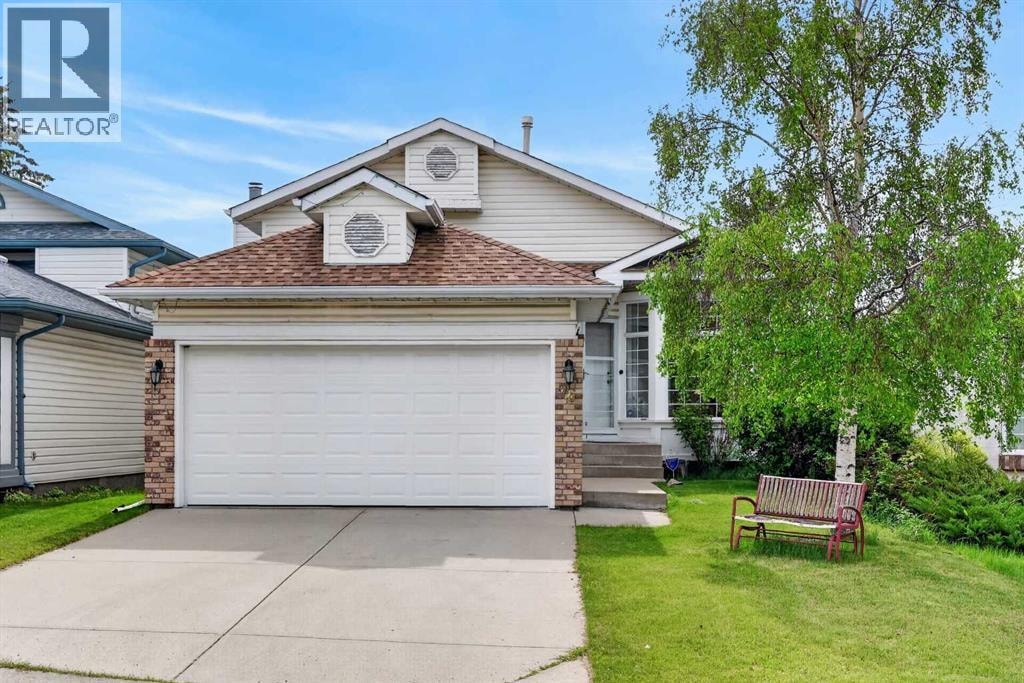 76 Hawkmount Close NW