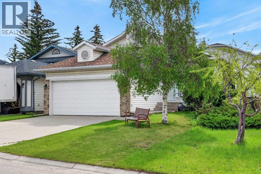 76 Hawkmount Close NW — photo 39