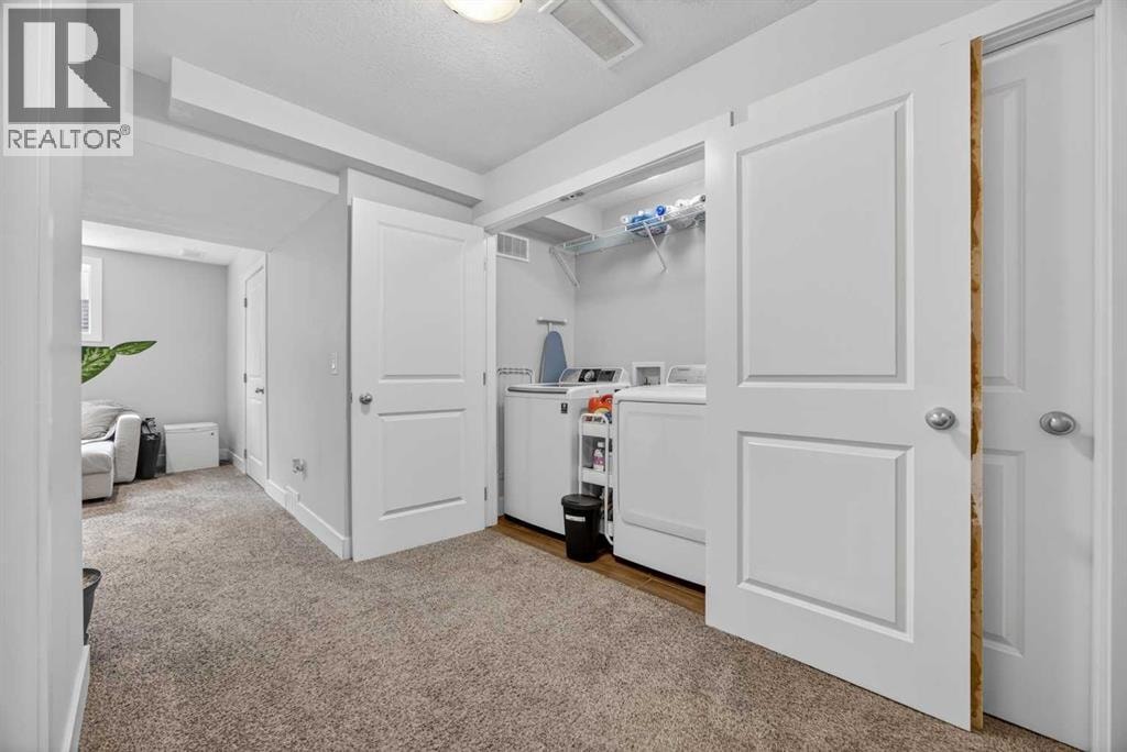 1, 129 12 Avenue NW — photo 36