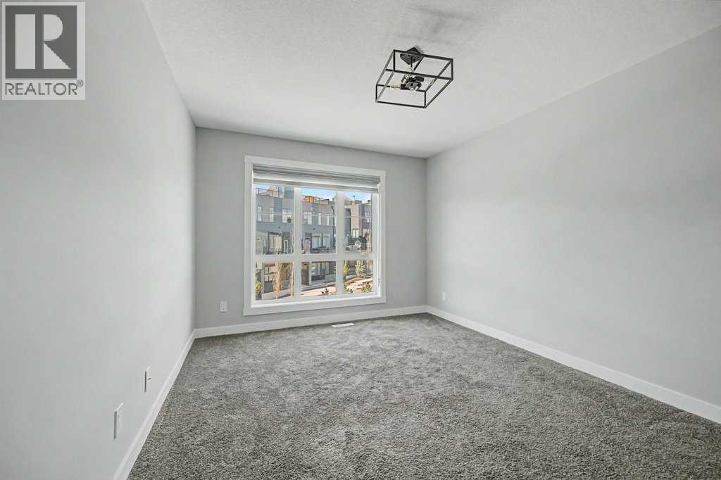 142 Sovereign Common SW — photo 21