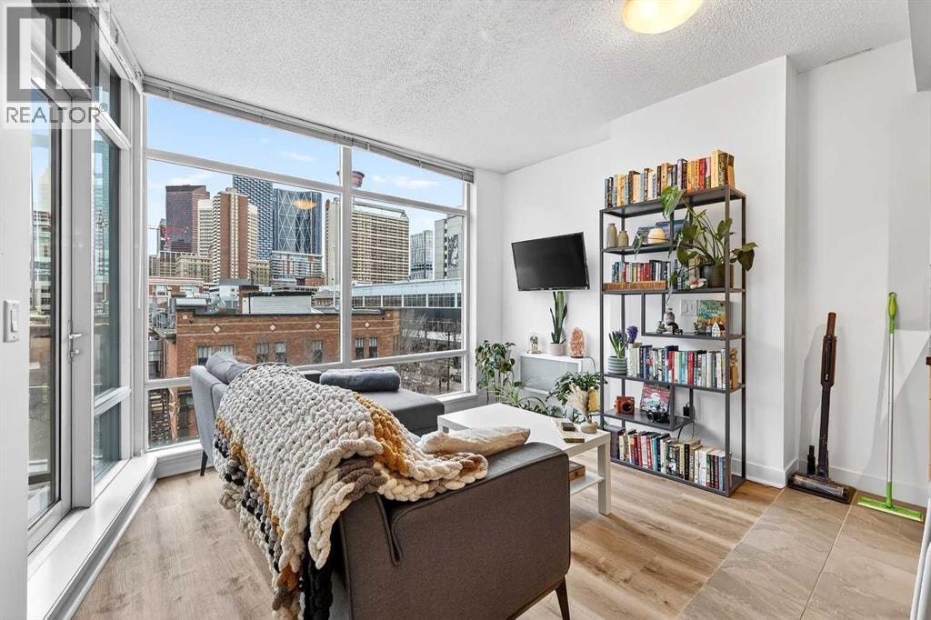 302, 215 13 Avenue SW — photo 13