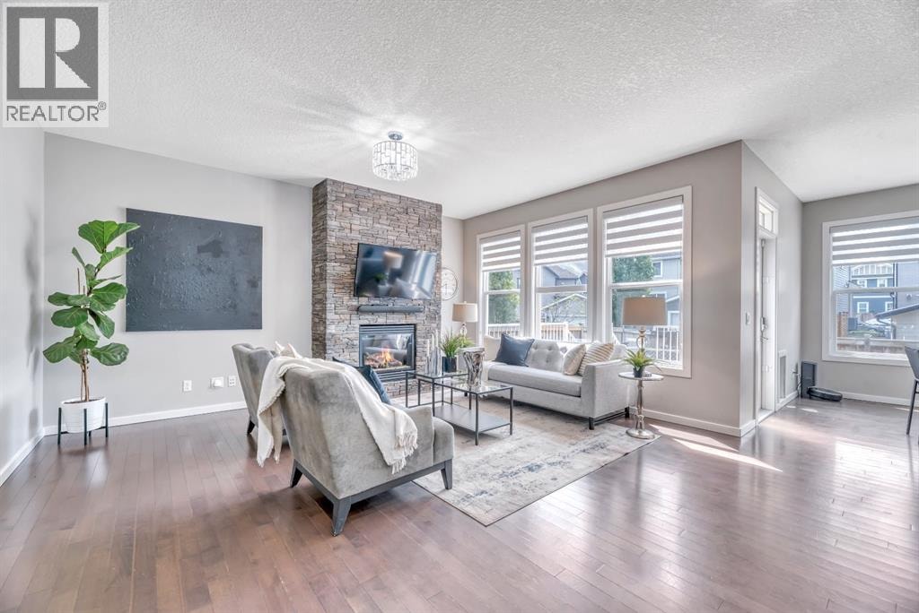 31 Mahogany Way SE — photo 3