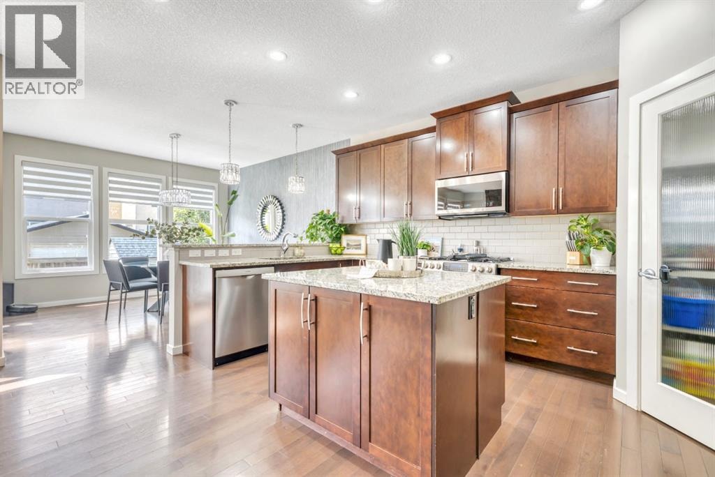31 Mahogany Way SE — photo 2